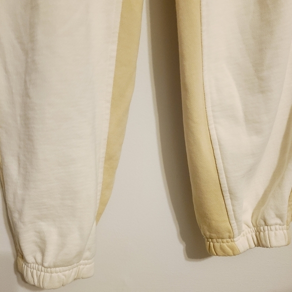 Everlane | Women's White and Tan Colorblock Track Joggers (Size Small) - Picture 11 of 16